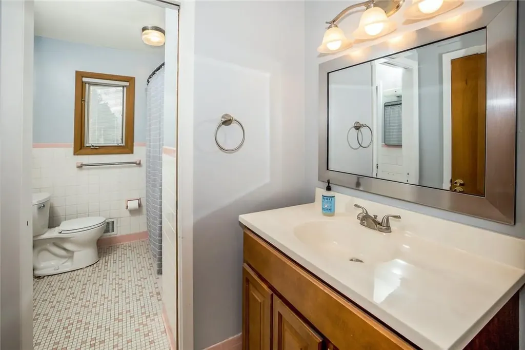 3 Amarillo Drive Nanuet NY 10954