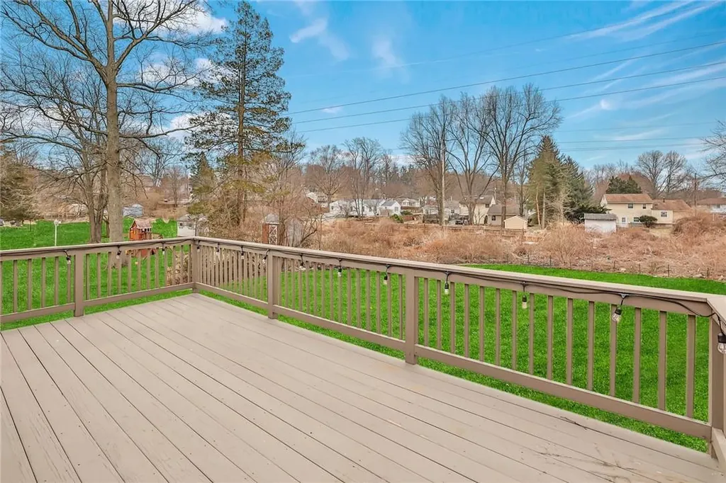 3 Amarillo Drive Nanuet NY 10954