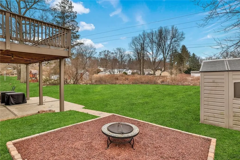 3 Amarillo Drive Nanuet NY 10954