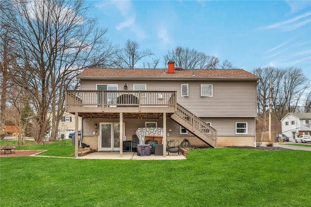 3 Amarillo Drive Nanuet NY 10954
