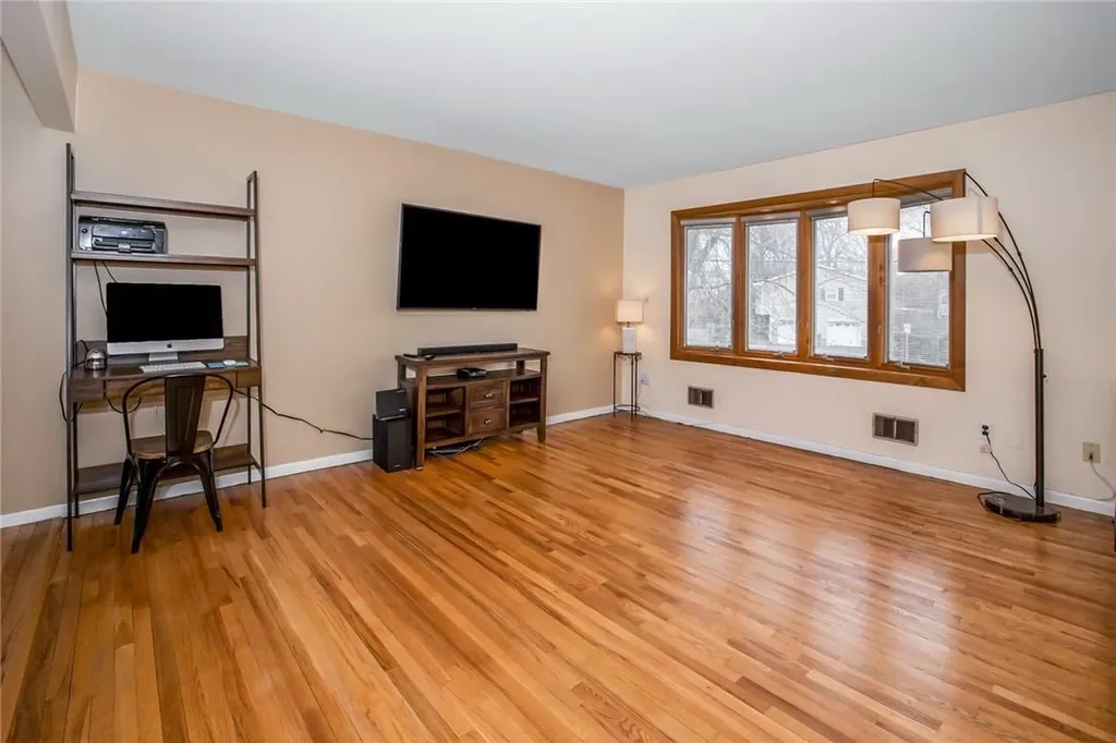 3 Amarillo Drive Nanuet NY 10954