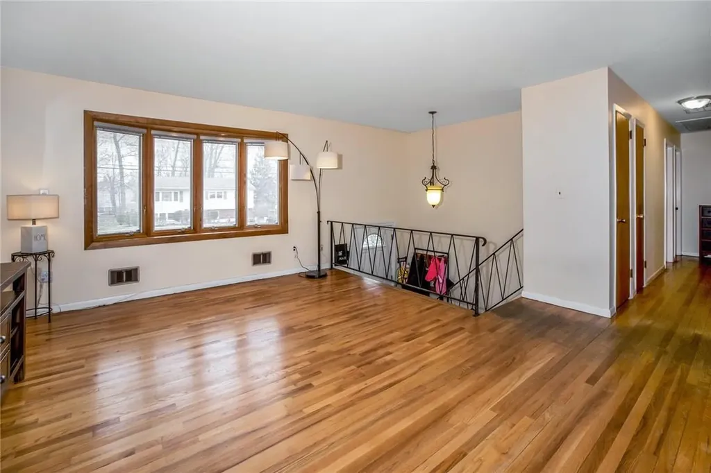 3 Amarillo Drive Nanuet NY 10954