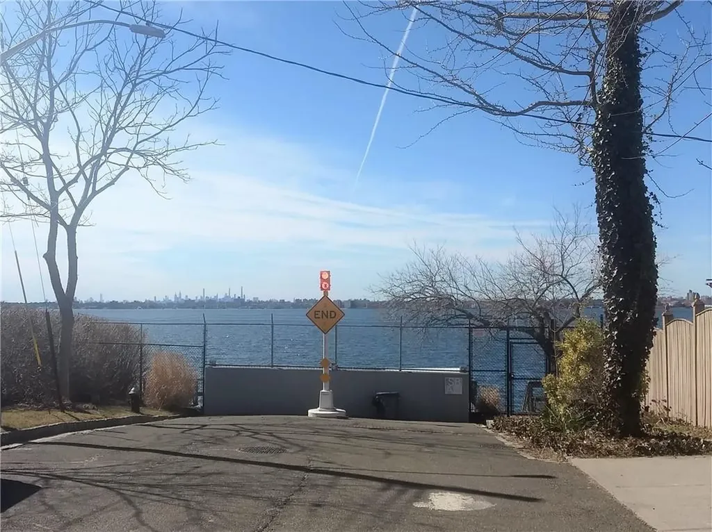 23 Schofield Street Bronx NY 10464