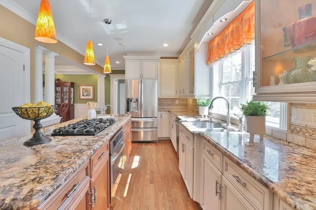 558 Blauvelt Road Pearl River NY 10965
