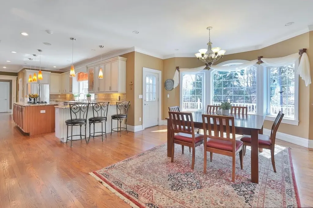 558 Blauvelt Road Pearl River NY 10965