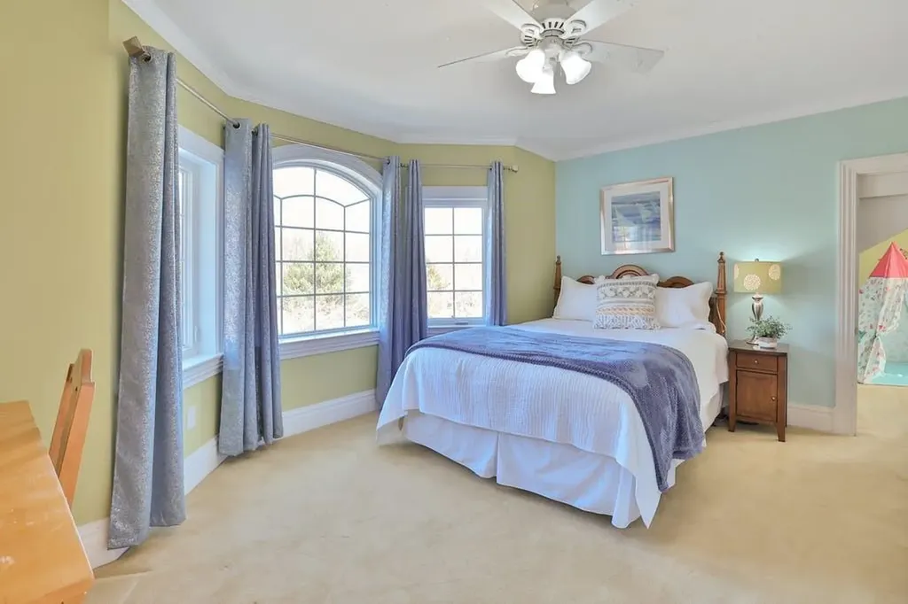 558 Blauvelt Road Pearl River NY 10965