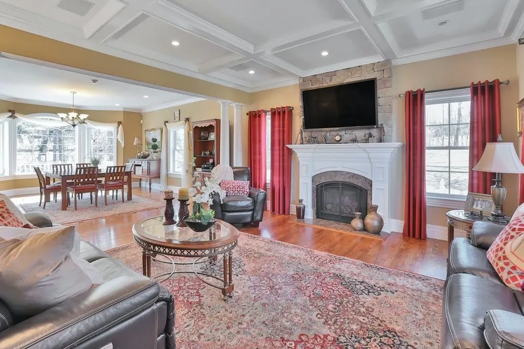 558 Blauvelt Road Pearl River NY 10965