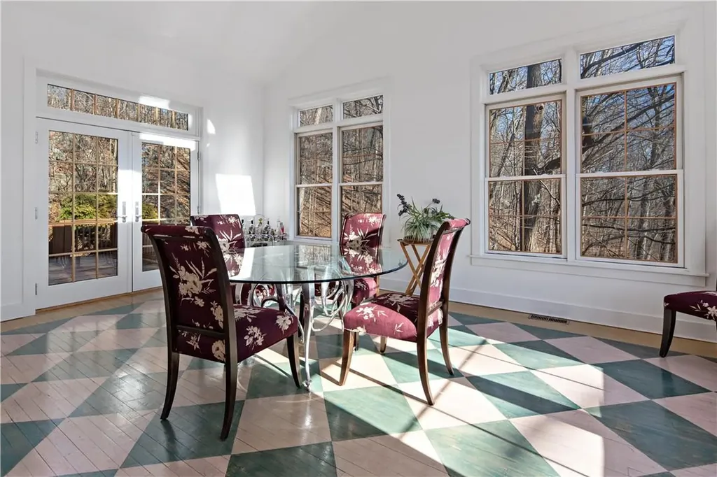 34 Woodcrest Terrace Amawalk NY 10501