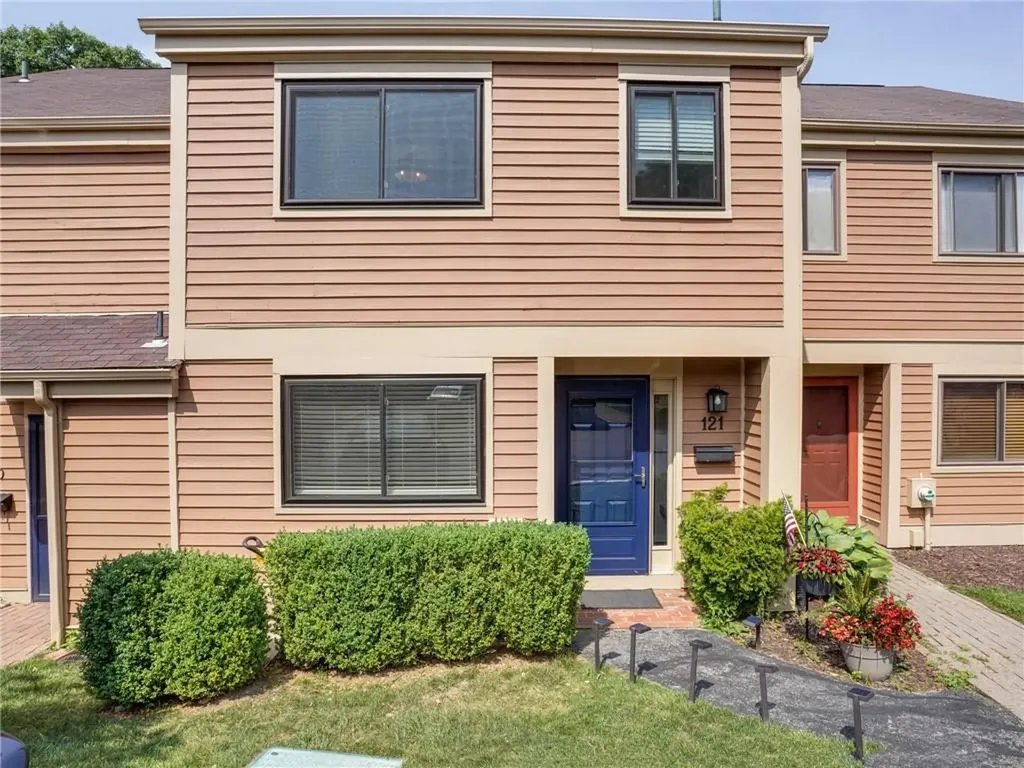 121 Brush Hollow Crescent Rye Brook NY 10573