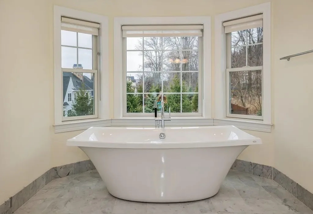 10 Riverton Drive Nyack NY 10960