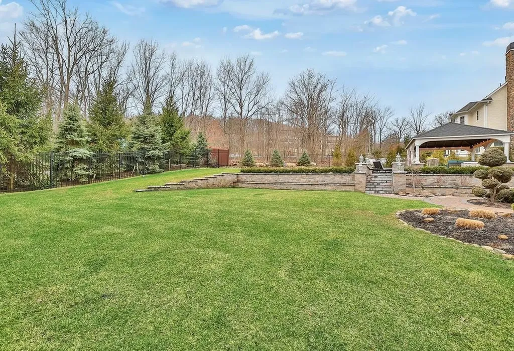 10 Riverton Drive Nyack NY 10960