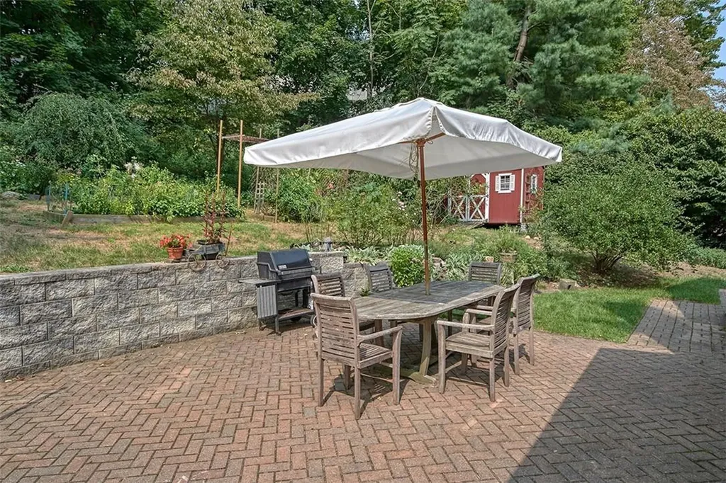 2 Pine Ridge Road Rye Brook NY 10573