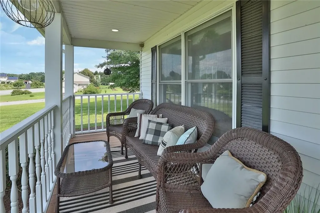 54 Jared Court Slate Hill NY 10973