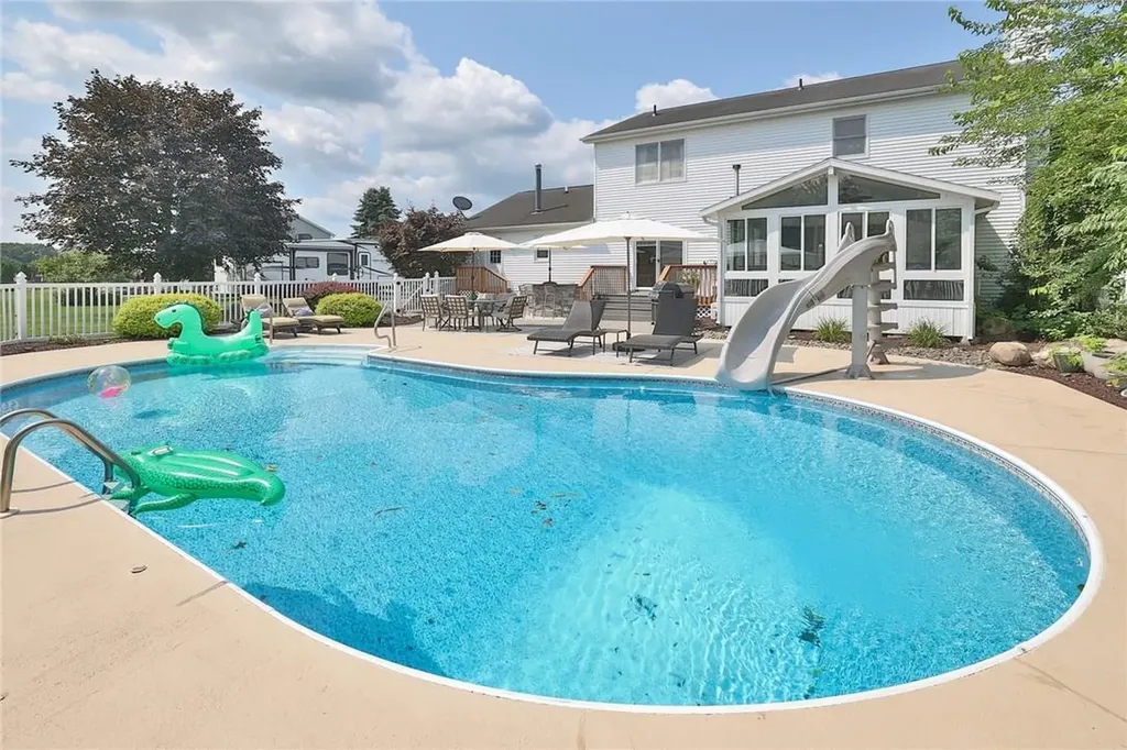 54 Jared Court Slate Hill NY 10973