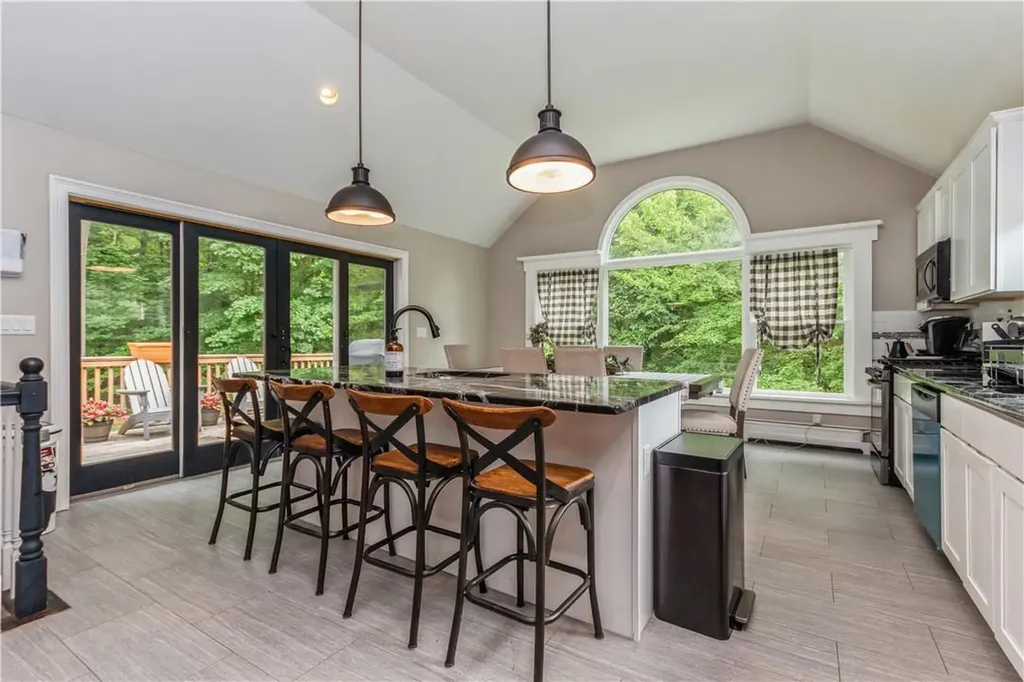11 Moorea Court Garnerville NY 10923