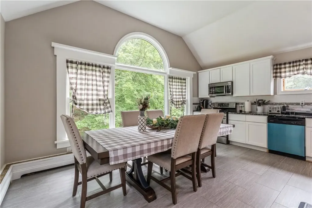 11 Moorea Court Garnerville NY 10923