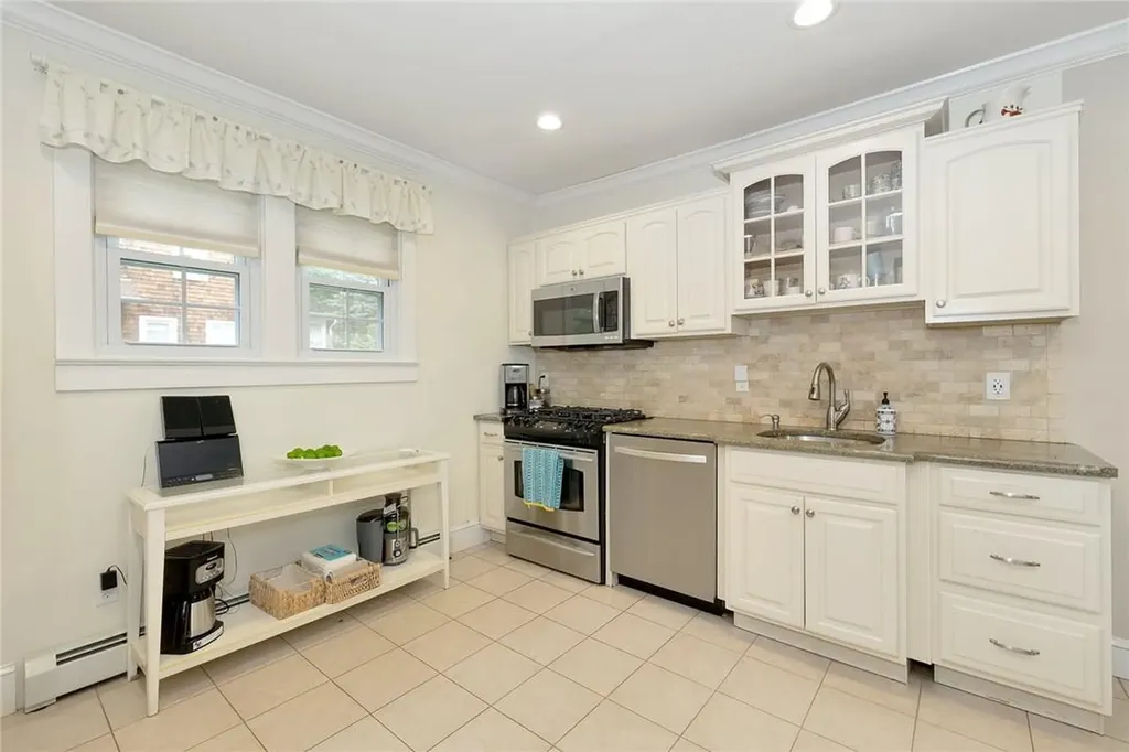 54 Mountainview Avenue Nyack NY 10960