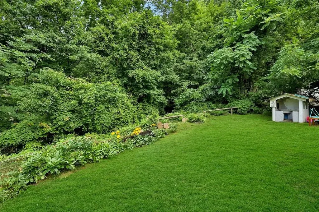 54 Mountainview Avenue Nyack NY 10960