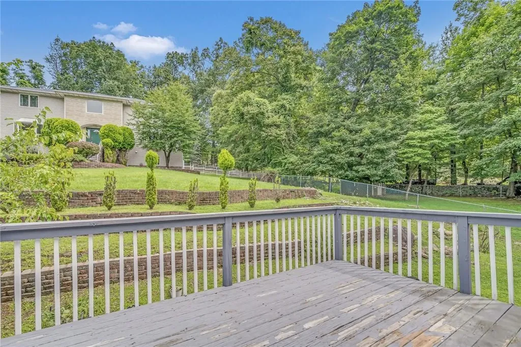 44 Cricketown Road Stony Point NY 10980