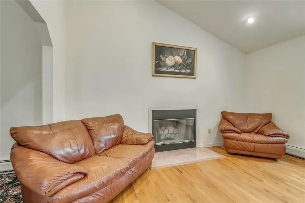 44 Cricketown Road Stony Point NY 10980