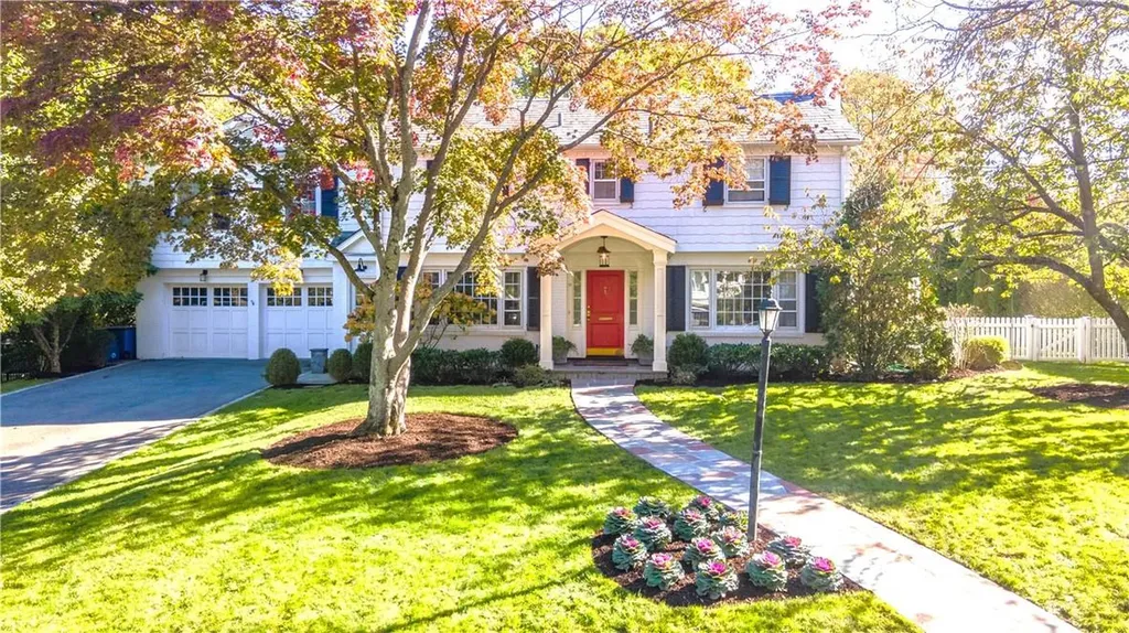 16 Hewitt Avenue Bronxville NY 10708