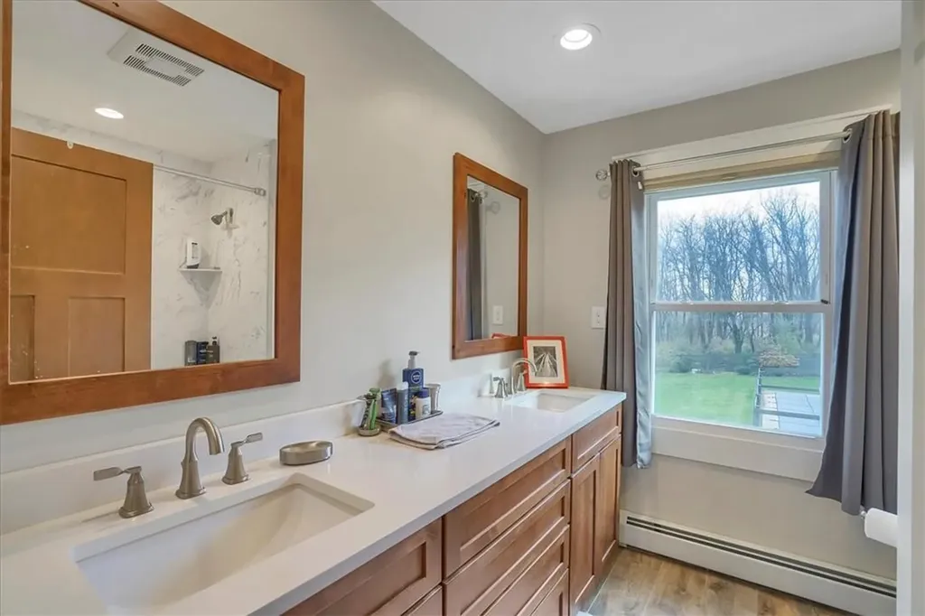 4 Doe Run Warwick NY 10990