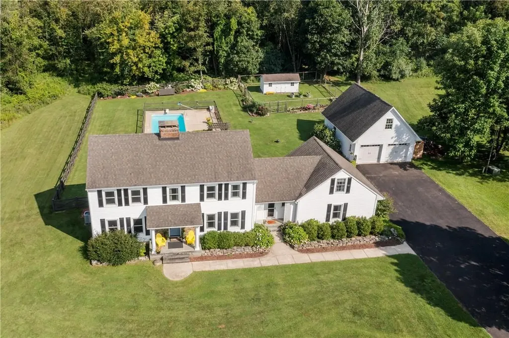 4 Doe Run Warwick NY 10990