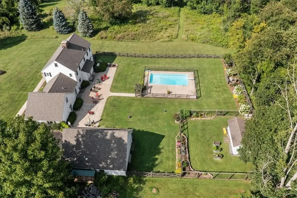 4 Doe Run Warwick NY 10990