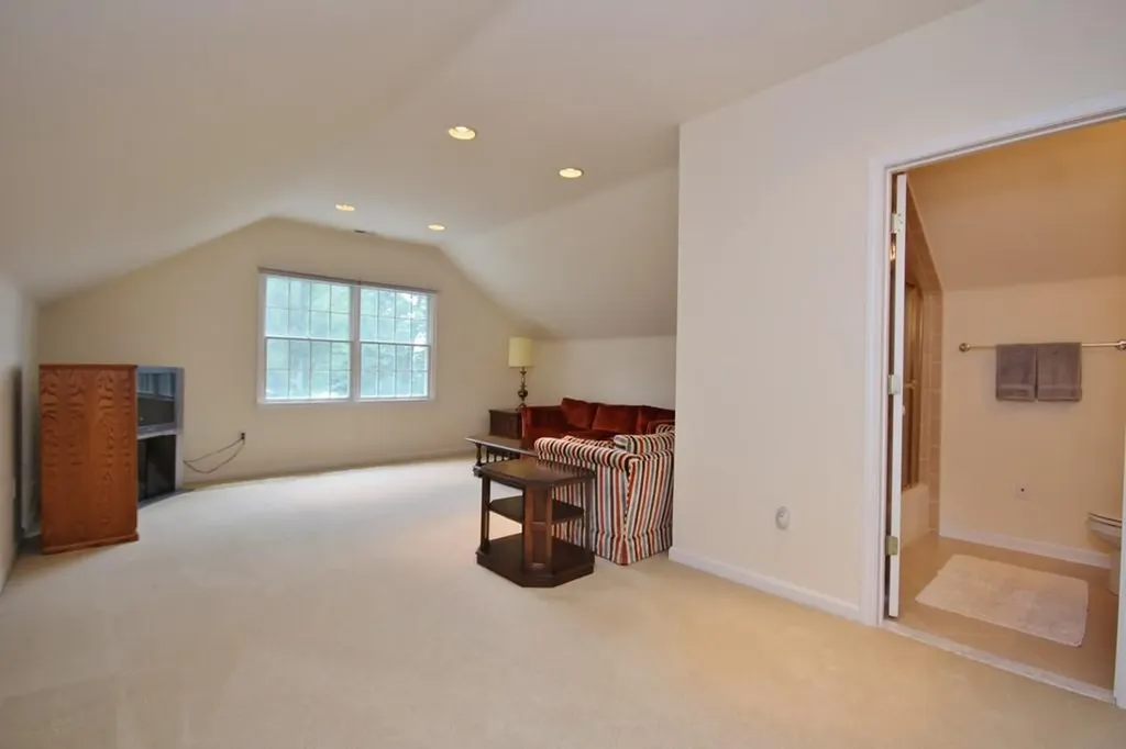 71 Arborview Carmel NY 10512