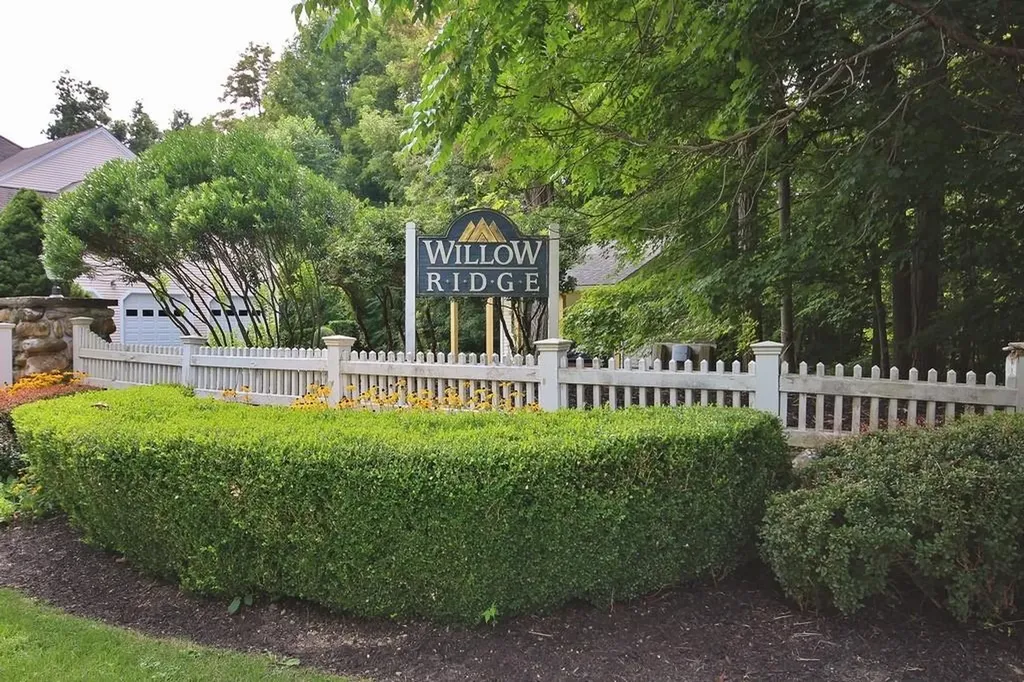 71 Arborview Carmel NY 10512
