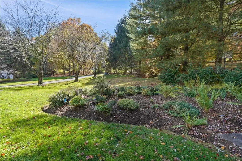 21 Lambert Ridge Cross River NY 10518