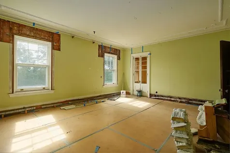 118 Tower Hill Road W Tuxedo Park NY 10987