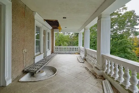 118 Tower Hill Road W Tuxedo Park NY 10987