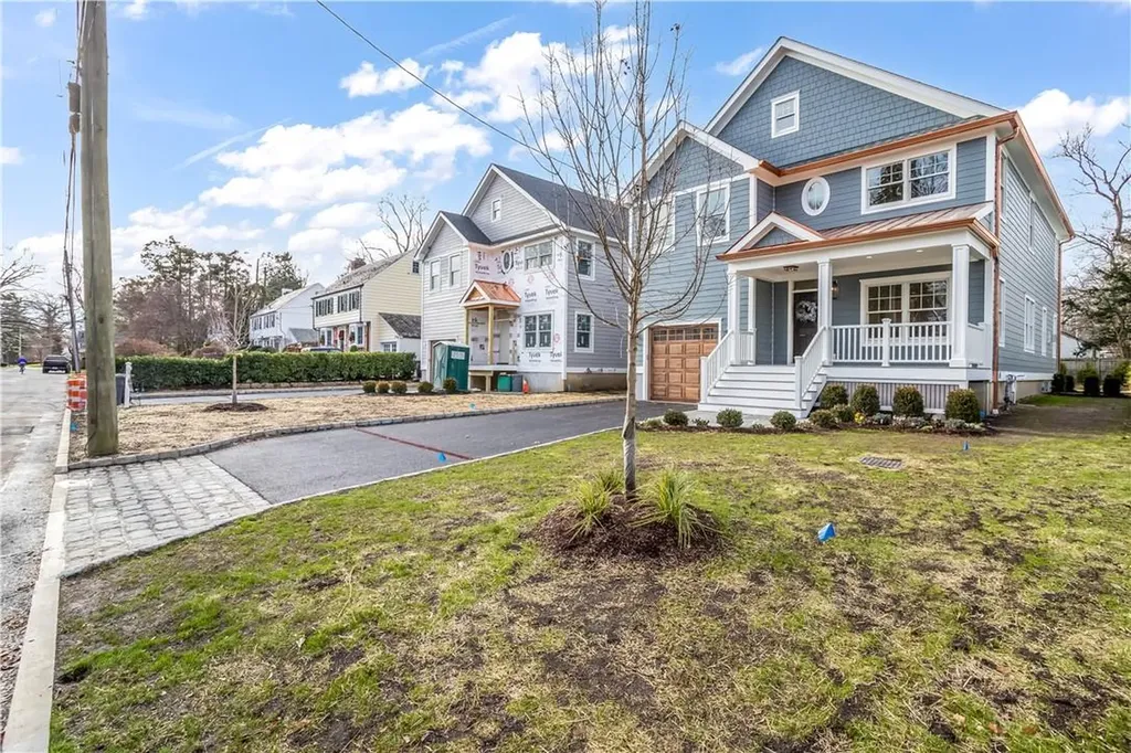 18 Cobb Avenue White Plains NY 10606