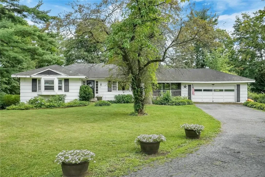5 Paddock Place Newburgh NY 12550