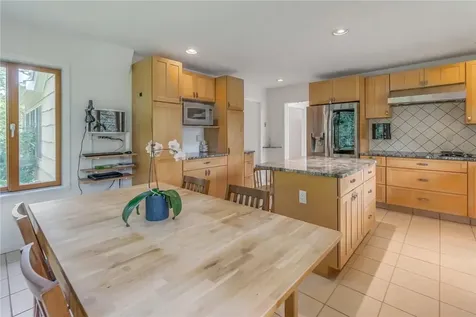 2 Willowbrook Road White Plains NY 10605