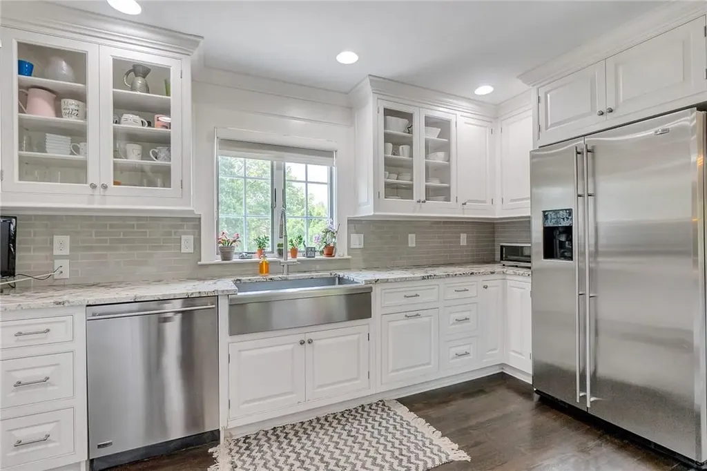 16 Country Ridge Drive Rye Brook NY 10573