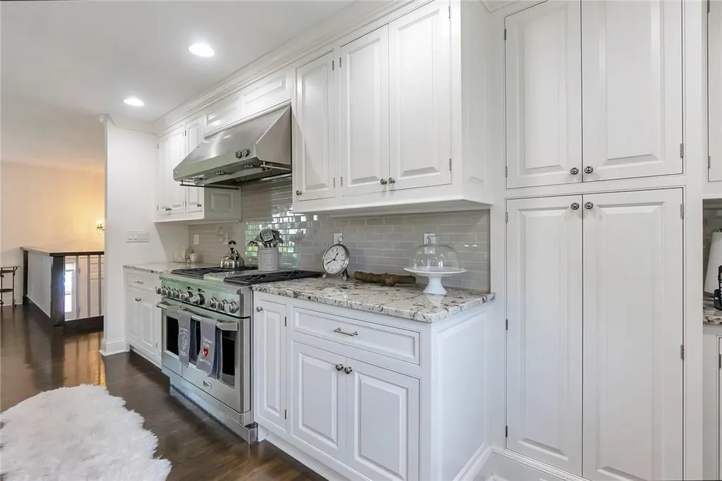 16 Country Ridge Drive Rye Brook NY 10573