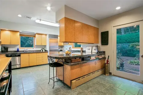 223 River Road Nyack NY 10960