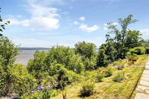 223 River Road Nyack NY 10960