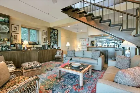 223 River Road Nyack NY 10960