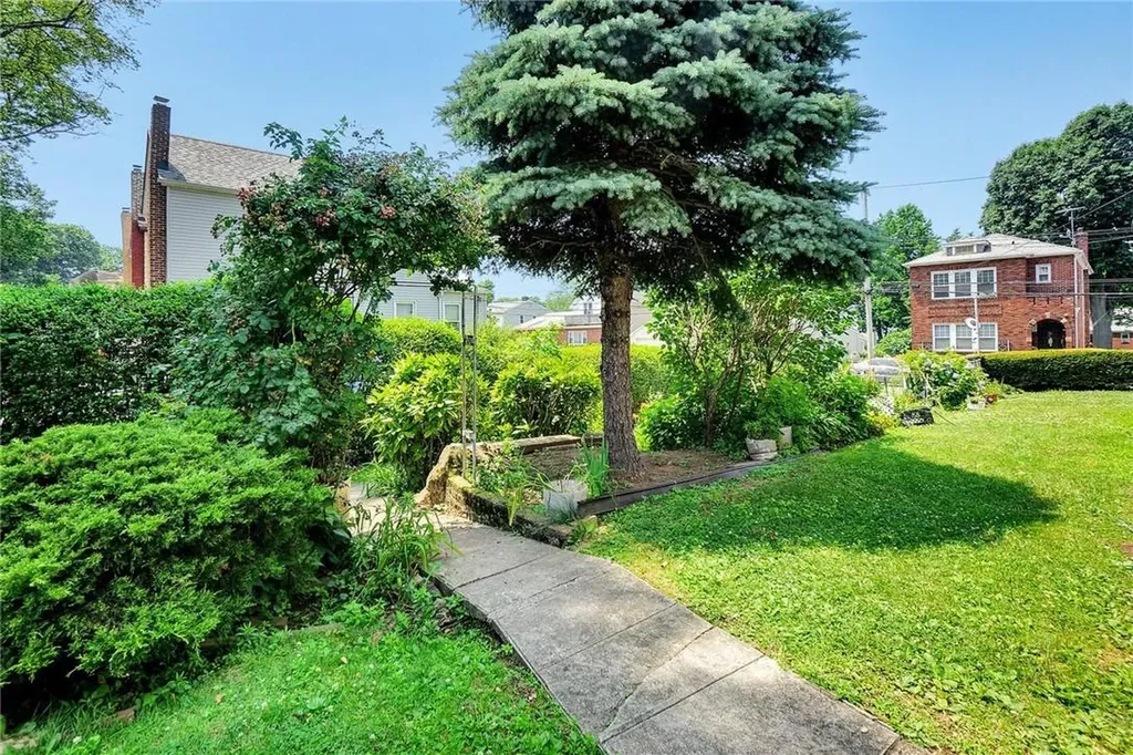 78 Ridgewood Avenue Yonkers NY 10704