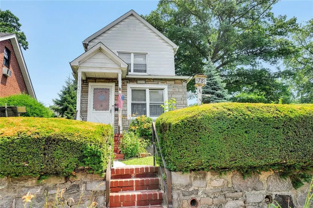 78 Ridgewood Avenue Yonkers NY 10704
