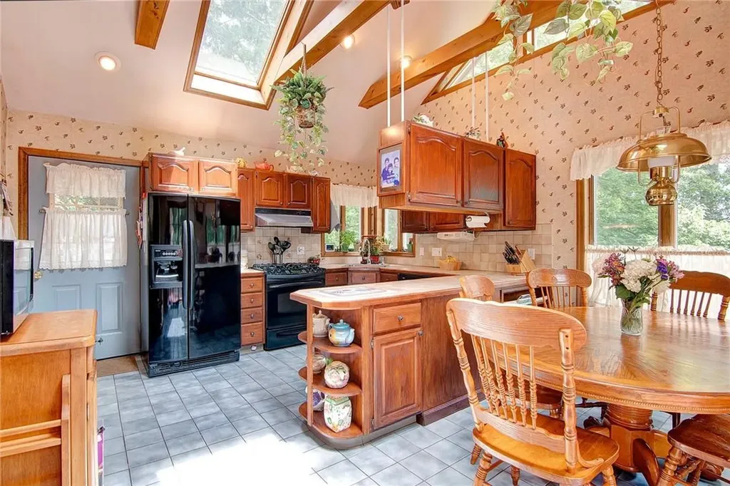 22 Retz Road Pearl River NY 10965