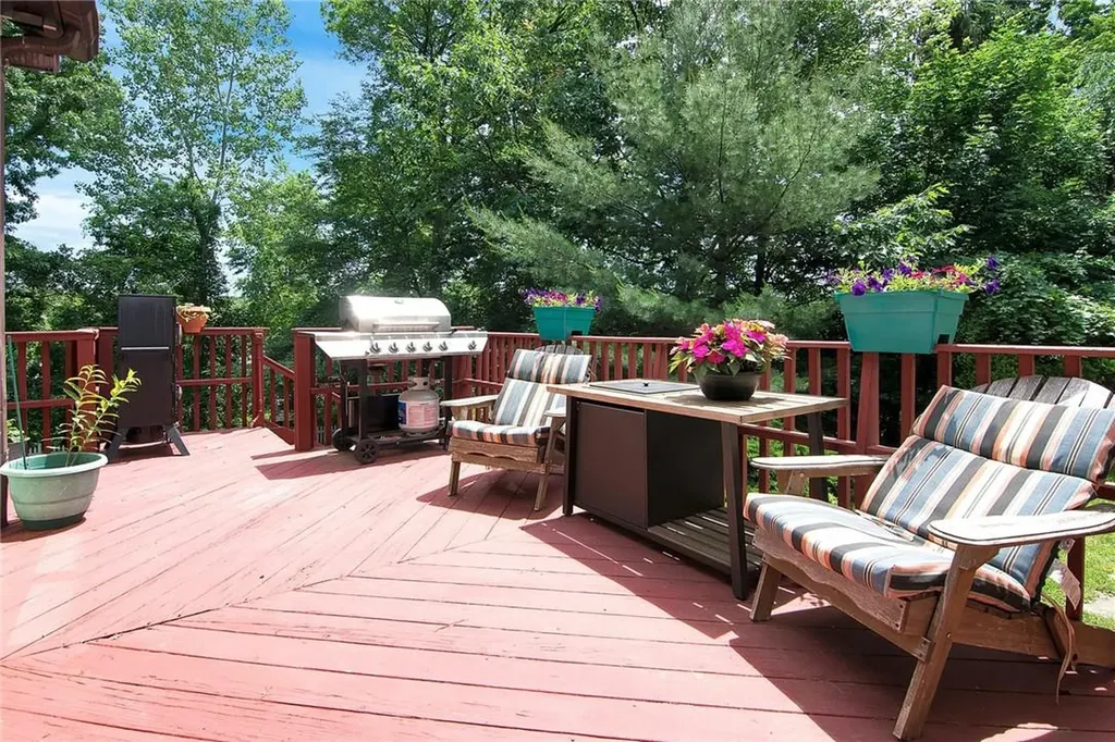 22 Retz Road Pearl River NY 10965