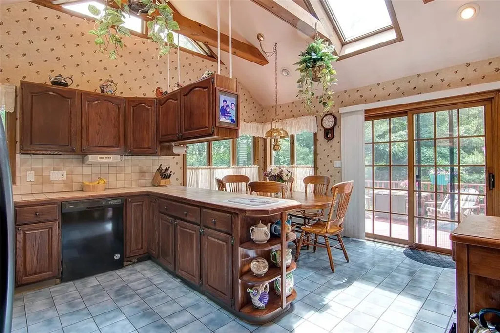 22 Retz Road Pearl River NY 10965