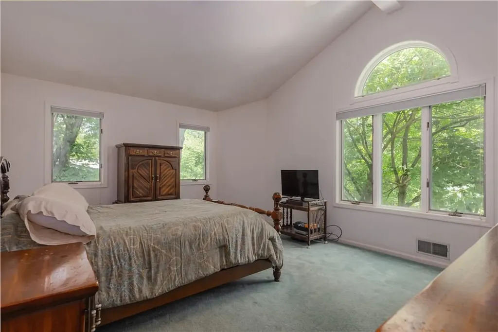 20 Carmen Drive Nanuet NY 10954