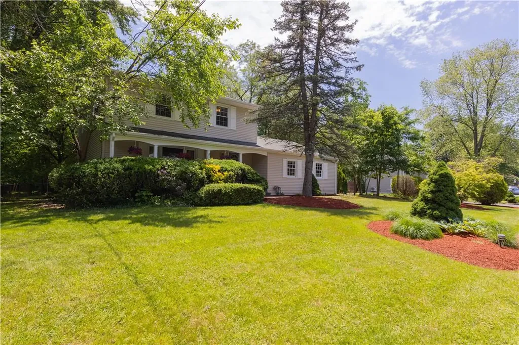 20 Carmen Drive Nanuet NY 10954
