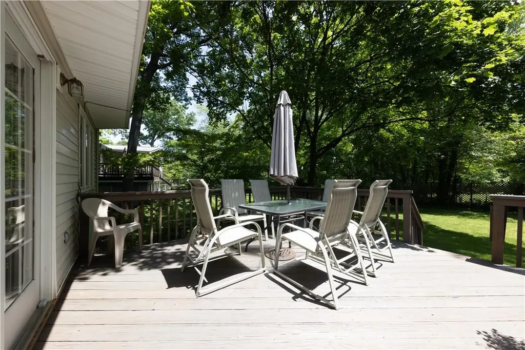 20 Carmen Drive Nanuet NY 10954