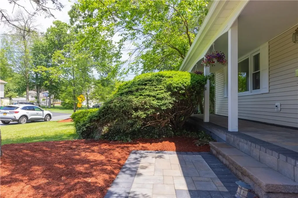 20 Carmen Drive Nanuet NY 10954